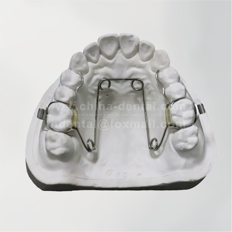 Four-Eye Spring Expander